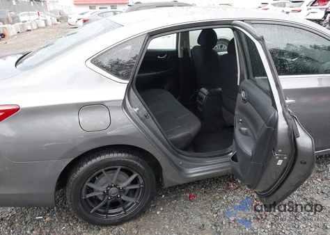 2017 Nissan Sentra S z USA, uszkodzony, nr VIN 3N1AB7AP6HY388536